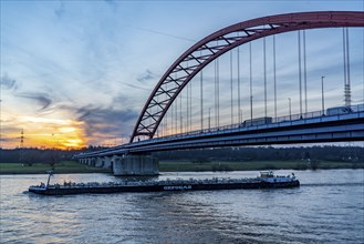 Bridge of Solidarity, road bridge between the districts of Rheinhausen and Hochfeld, over the river