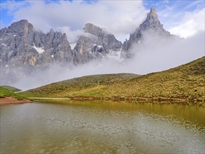 Laghetto Baita Segantini, fog, Cimon della Pala, Pala Group, Parco Naturale Paneveggio Pale di San