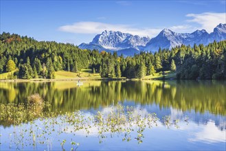 Geroldsee, behind it the Karwendel mountains, Werdenfelser Land, Upper Bavaria, Bavaria, Germany,