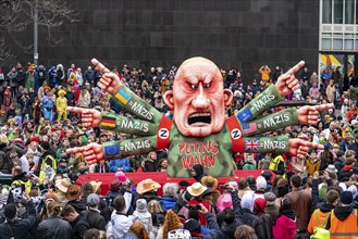 Rose Monday parade in Düsseldorf, street carnival, carnival float, by float builder Jacques Tilly,