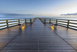 Seebrücke, Seebad Binz, Island of Rügen, Mecklenburg-Vorpommern, Germany, Europe