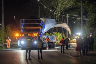 Transport of a 68 metre long, 22 tonne blade of a wind turbine, here in Schwelm, with a