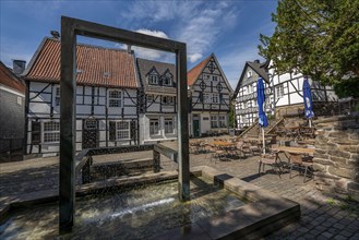 The old town centre of Essen-Kettwig, Ruhrstrasse, Weberbrunnen, Essen North Rhine-Westphalia,