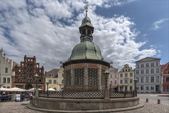 Wismar waterworks on the market square, built in 1602, Wismar, Mecklenburg-Western Pomerania,