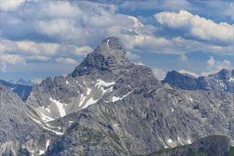 Panorama from the Koblat-Höhenweg on the Nebelhorn to the Hochvogel, 2592m, AllgÃ¤u Alps, AllgÃ¤u,