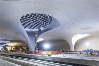 Impressions of the new Stuttgart 21 main station. The shell is finished, now it's time for the