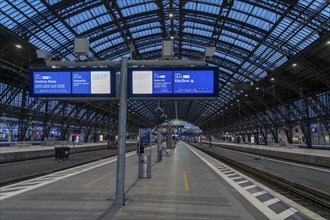 3-day strike by the railway union GDL, only very few local and long-distance trains run, empty