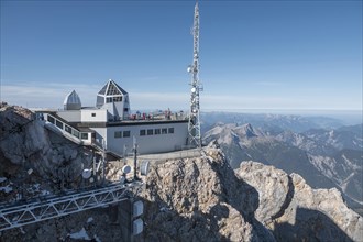 Mountain station, viewing platform, Zugspitze, Garmisch-Partenkirchen, Werdenfelser Land, Upper