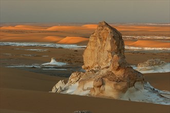 Egypt, White Desert, bizarre sandstone cliffs, Middle East, Africa