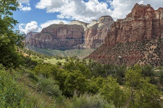 Streaked Wall formation and other rugged mountains with various geology in Zion National Park, Utah