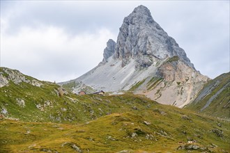 Summit of the GroÃŸer Kinigat, Carnic Main Ridge, Carnic High Trail, Carnic Alps, Carinthia,