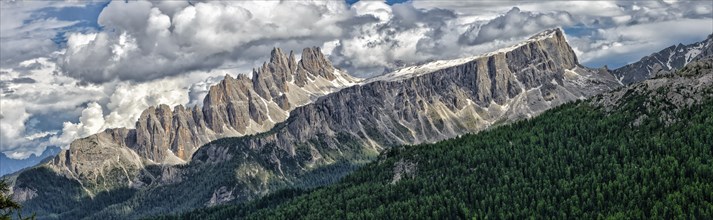 Croda da Lago massif, north side, view from the ascent to the Rifugio Rif Giussani, Dolomites,