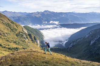 Hiker on the Carnic High Trail, Carnic Main Ridge, Carnic Alps, Carinthia, Austria, Europe