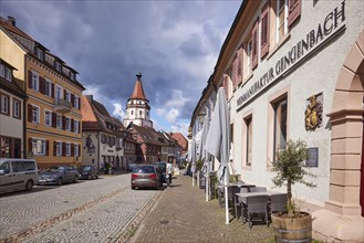 Niggelturm, houses outside the restaurant and wine bar Winzerstüble on the main street in rainy