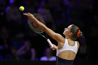 Marta Kostyuk (UKR) Action serve, tennis, Porsche Cup 2024, Porsche Arena, Stuttgart,