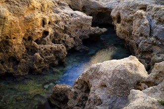 Algar Seco rock formation, coloured rocks and underground caves, caves, shell limestone, Carvoeiro,