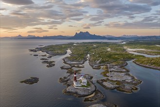 Tranoy Fyr Lighthouse, Tranoy Fyr, Hamaroy, Ofoten, Vestfjord, Nordland, Norway, Europe