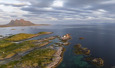 Tranoy Fyr Lighthouse, Tranoy Fyr, Hamaroy, Ofoten, Vestfjord, Nordland, Norway, Europe