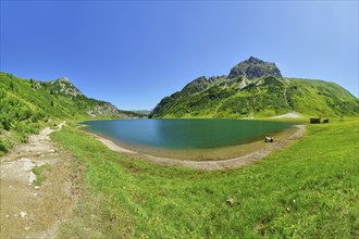 Tappenkarsee with Wildkarkopf, mountain lake, RadstÃ¤tter Tauern, landscape conservation area,