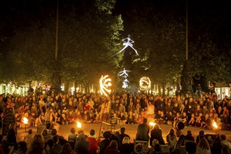 Due to the pandemic, the Schaubudensommer 2021 was moved to the more spacious main street in