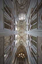 Limburg Cathedral St. George, interior view with view upwards to the vault, Limburg an der Lahn,