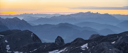 Evening mood, silhouettes, dramatic mountain landscape, view from Hochkönig, Salzburger Land,