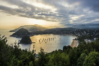 Panorama, Sunrise, View from Monte Igueldo, San Sebastian, Donostia, Basque Country, Northern