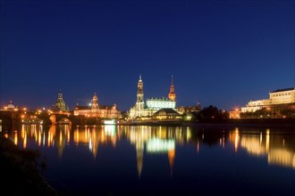 DEU Saxony Dresden Dresden Silhouette