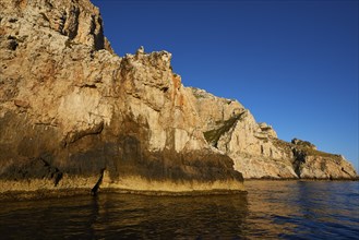 Evening light, Boat tour, View from the sea, Bizarre rock formations, Rugged mountains, Marettimo,