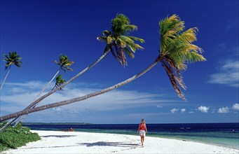 Woman on sandy beach, Indonesia, Wakatobi Dive Resort, Sulawesi, Indian Ocean, Banda Sea, Asia