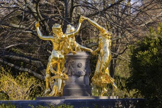 Bürgerwiese and Blüherpark, Mozart Fountain