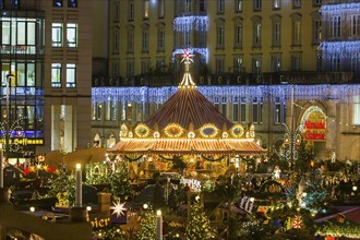 DEU Saxony Dresden Striezelmarkt, which has been held since 1434, is the oldest Christmas market in