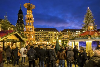 The Striezelmarkt, which has been held since 1434, is the oldest Christmas market in Germany and