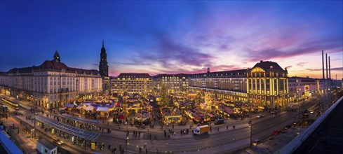 The Striezelmarkt, which has been held since 1434, is the oldest Christmas market in Germany and