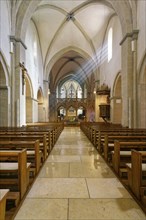 Nave and choir with late Gothic rood screen, St. Stephan's Minster, Breisach am Rhein, Kaiserstuhl,