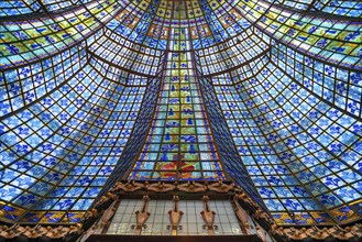 Detail of the Art Nouveau glass dome in the Kaufhasu Lafayette, built 1894, Paris, France, Europe