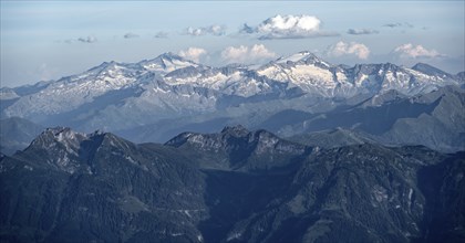 Hochvenediger, Dramatic mountain landscape, View from Hochkönig, Salzburger Land, Austria, Europe