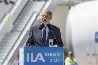 Olaf Scholz, SPD, Federal Chancellor. Opening and opening tour, International Aerospace Exhibition,