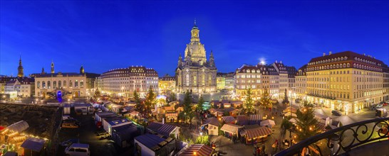 Christmas market on Dresden's Neumarkt square