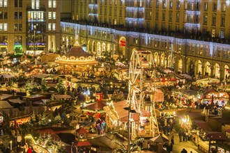 The Striezelmarkt, which has been held since 1434, is the oldest Christmas market in Germany and