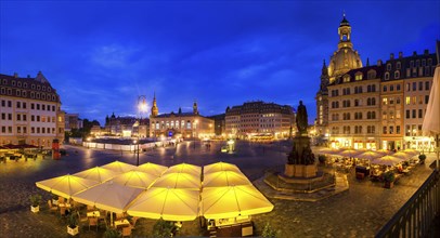 Neumarkt in Dresden in the evening