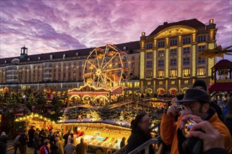 The Striezelmarkt, which has been held since 1434, is the oldest Christmas market in Germany and