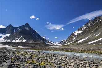 Kaskasavagge valley, Kuopertjakka mountain, Gaskkasjohka river, Kebnekaise massif, Lapland, Sweden,