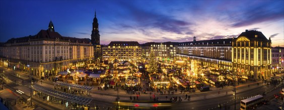 The Striezelmarkt, which has been held since 1434, is the oldest Christmas market in Germany and