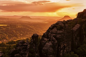 Königstein and Lilienstein seen from the Schrammsteine