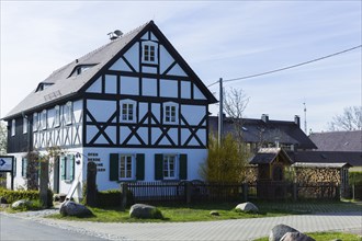 Konjecy, is a village in the centre of the district of Bautzen in Eastern Saxony and has belonged