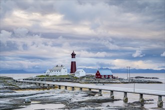 Tranoy Fyr Lighthouse, Tranoy Fyr, Lofoten in the back, Hamaroy, Ofoten, Vestfjord, Nordland,