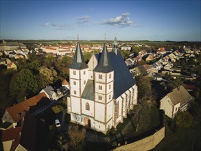 The Protestant town church of St. Nikolai is a late Gothic hall church with older components in