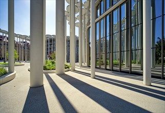 Säulengarten, SAB Forum, new building Sächsische Aufbaubank, Leipzig, Saxony, Germany, Europe