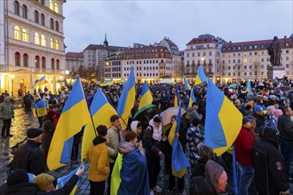 On the first anniversary of the Russian invasion of Ukraine, a large solidarity rally of Dresdeners